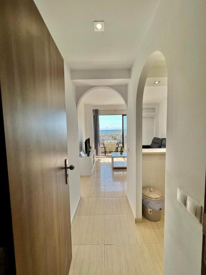 Apartment Sol Carihuela Torremolinos Exterior photo